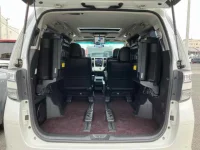 Toyota VELLFIRE лот № 30165 оценка 4  с аукциона в Японии 9