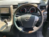 Toyota VELLFIRE лот № 90286 оценка 3.5  с аукциона в Японии 2