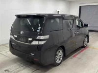 Toyota VELLFIRE лот № 90286 оценка 3.5  с аукциона в Японии 4