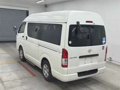 Toyota REGIUS ACE VAN