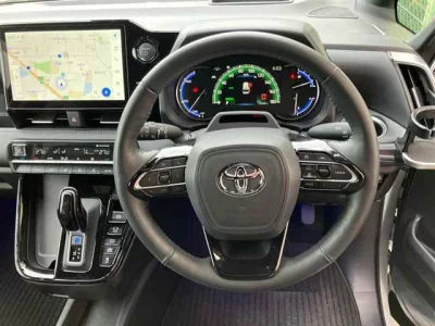 Toyota VOXY  с аукциона в Японии