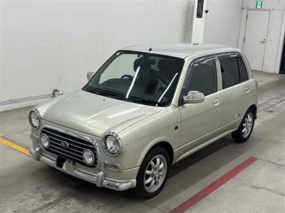 Daihatsu MIRA  с аукциона в Японии