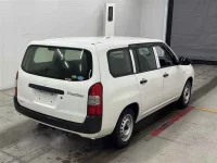 Toyota PROBOX лот № 30186 оценка 4  с аукциона в Японии 4