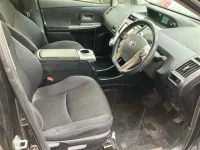 Toyota PRIUS ALPHA лот № 30190 оценка 3.5  с аукциона в Японии 6