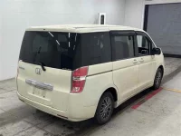 Honda STEP WAGON лот № 90318 оценка 3.5  с аукциона в Японии 4
