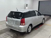Toyota WISH лот № 90338 оценка 3.5  с аукциона в Японии 4