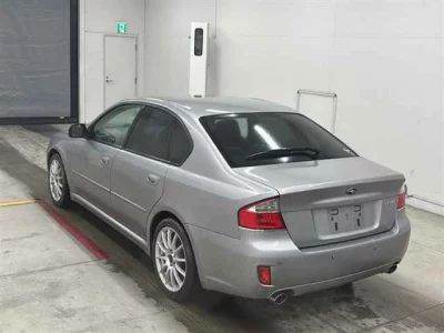 Subaru LEGACY B4