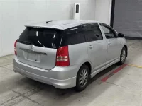 Toyota WISH лот № 90307 оценка 3  с аукциона в Японии 4