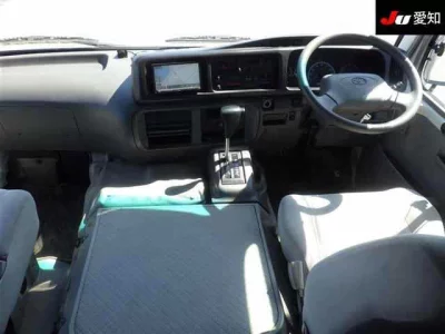 Toyota COASTER