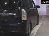 Toyota VOXY лот № 30091 оценка 3.5  с аукциона в Японии 7