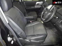 Toyota VOXY лот № 30462 оценка 3.5  с аукциона в Японии 5