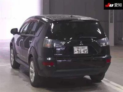 Mitsubishi OUTLANDER  с аукциона в Японии