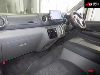 Nissan CARAVAN VAN  с аукциона в Японии