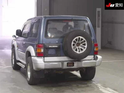 Mitsubishi PAJERO
