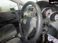 Honda FIT лот № 30740 оценка 3.5  с аукциона в Японии 4