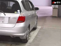 Honda FIT лот № 30740 оценка 3.5  с аукциона в Японии 7