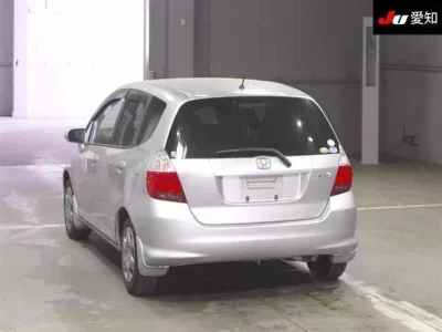 Honda FIT  с аукциона в Японии