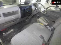 Toyota DYNA лот № 7025 оценка R  с аукциона в Японии 2