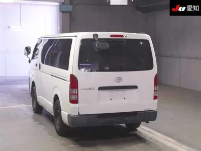 Toyota HiAce Van