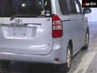 Toyota NOAH лот № 30155 оценка R  с аукциона в Японии 7