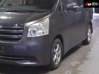 Toyota NOAH лот № 30104 оценка R  с аукциона в Японии 6