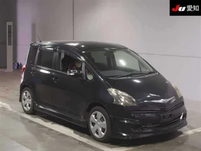 Toyota RACTIS  с аукциона в Японии