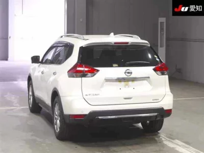 Nissan X-TRAIL  с аукциона в Японии
