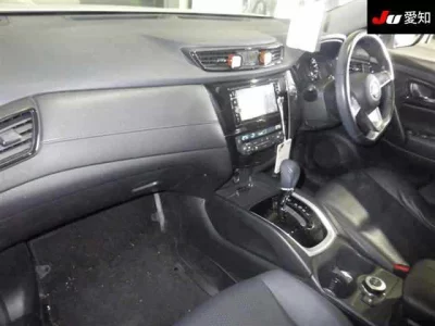 Nissan X-TRAIL  с аукциона в Японии