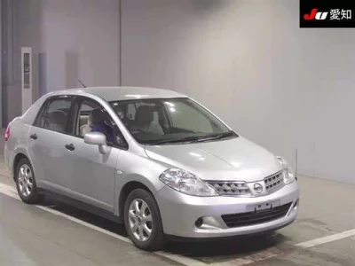 Nissan Tiida Latio