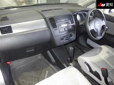 Nissan TIIDA LATIO