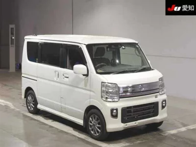 Nissan CLIPPER RIO  с аукциона в Японии