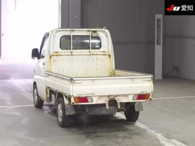 Nissan CLIPPER TRUCK