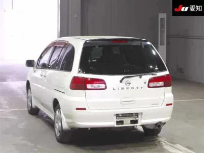 Nissan LIBERTY