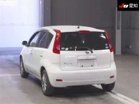 Nissan NOTE лот № 30131 оценка 3.5  с аукциона в Японии 1