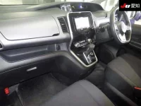 Nissan SERENA лот № 4002 оценка 4.5  с аукциона в Японии 2