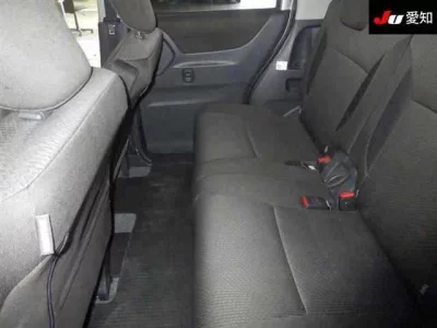 Mitsubishi DELICA D2