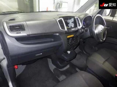 Mitsubishi DELICA D2