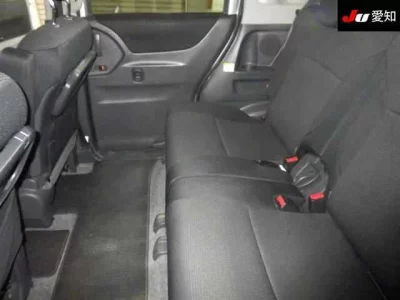 Mitsubishi DELICA D2