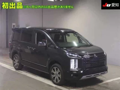 Mitsubishi DELICA D5