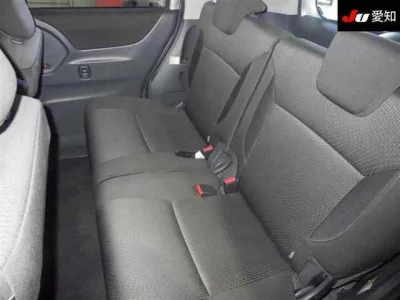 Mitsubishi DELICA D2