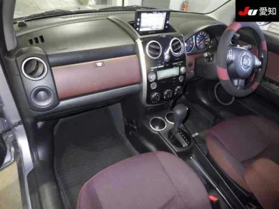 Mazda VERISA  с аукциона в Японии