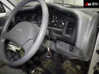 Suzuki CARRY TRUCK лот № 35056 оценка 3.5  с аукциона в Японии 4