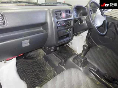 Suzuki CARRY TRUCK  с аукциона в Японии