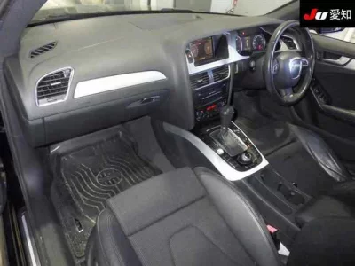 Audi A4  с аукциона в Японии