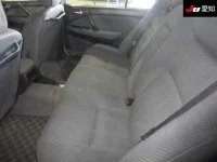 Toyota CROWN COMFORT лот № 30125 оценка 3.5  с аукциона в Японии 3