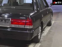 Toyota CROWN COMFORT лот № 30125 оценка 3.5  с аукциона в Японии 7