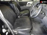 Toyota VOXY лот № 30117 оценка 3.5  с аукциона в Японии 5