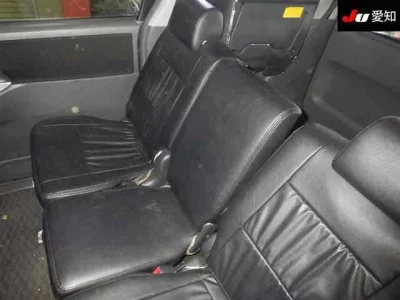 Toyota VOXY  с аукциона в Японии