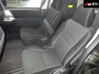 Toyota VOXY лот № 30161 оценка 3.5  с аукциона в Японии 3