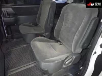 Toyota VOXY лот № 30178 оценка R  с аукциона в Японии 3